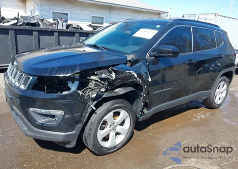 2021 Jeep Compass Latitude 4X4 z USA, uszkodzony, nr VIN 3C4NJDBB8MT558325